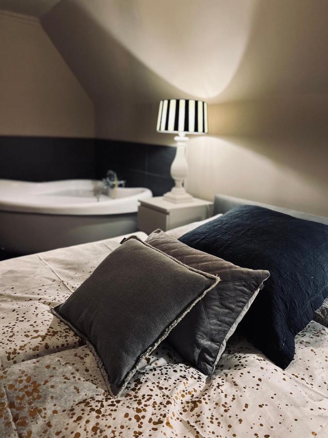 Ring Residenz In Adenau Direkt Am Nuerburgring Bed & Breakfast Exterior foto